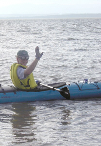 Roger Bertrand s'initiant au kayak de mer